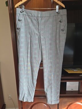 LOFT Plaid Cropped Capris in Grey with Subtle Pink & Black Windowpane